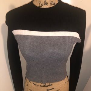 Brandy melville cropped sweater